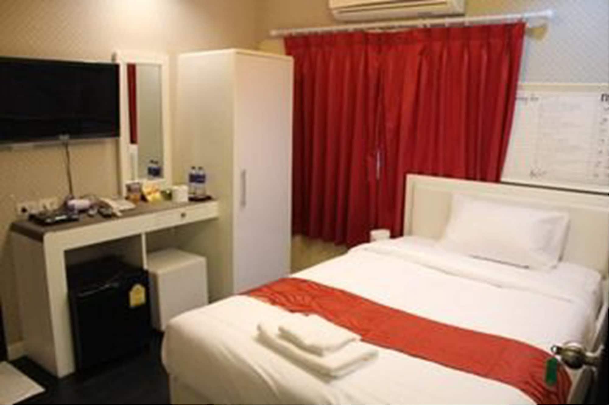 V30 Sukhumvit Hotel Bangkok Bagian luar foto